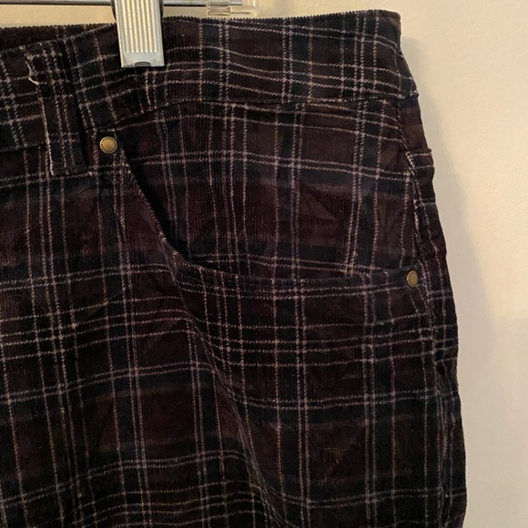 charter Club women’s black plaid corduroy . Straight leg size 16. - Picture 5 of 6